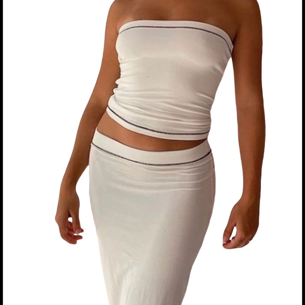 Women skirt set